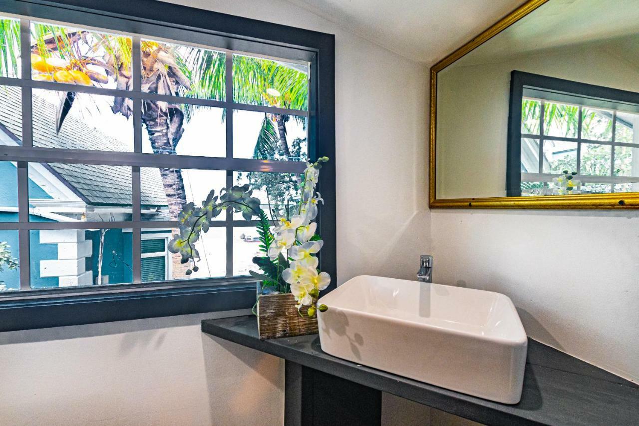 Saunders 3Bd Beach Cottage Nassau Dış mekan fotoğraf
