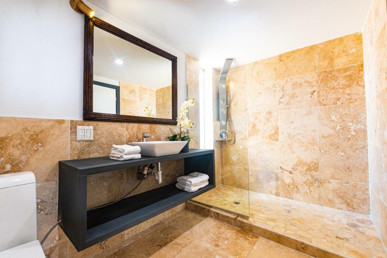 Saunders 3Bd Beach Cottage Nassau Dış mekan fotoğraf